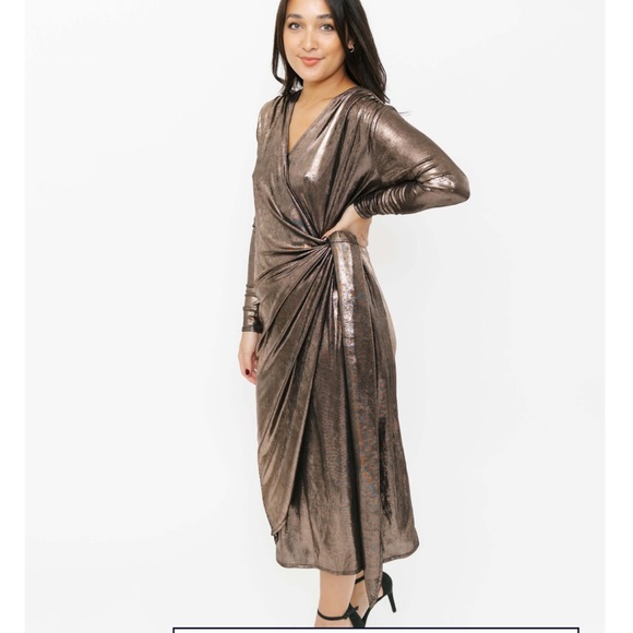 Smash + Tess confidence midi wrap in Gold- Size small - Picture 2 of 6